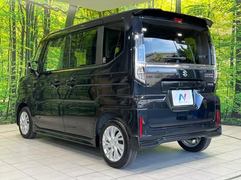 Suzuki Spacia Custom
