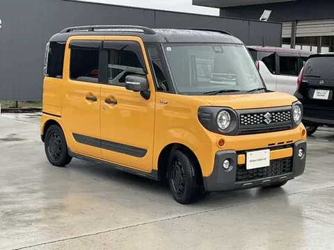 Suzuki Spacia