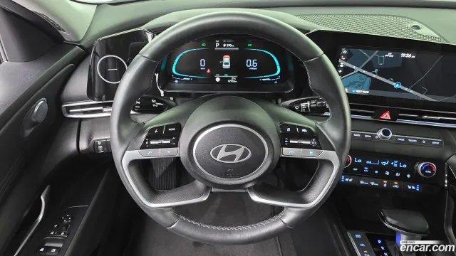 Hyundai Elantra (Avante)
