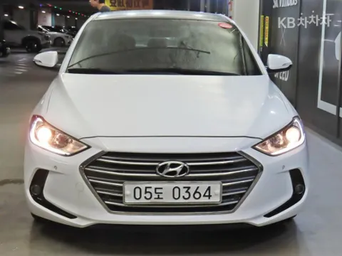 Hyundai Elantra (Avante)