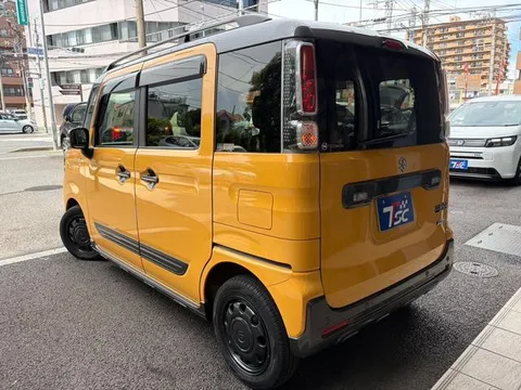 Suzuki Spacia Gear