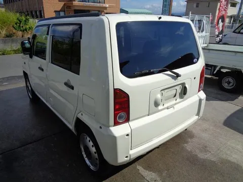 Daihatsu Naked