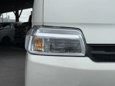 Toyota TownAce Van