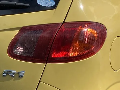 Subaru R1