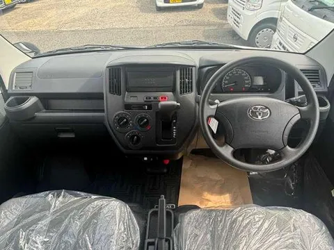 Toyota TownAce Van