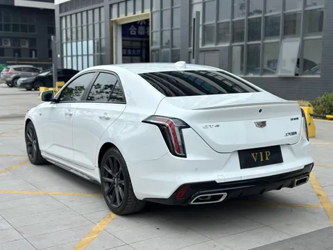 Cadillac CT4