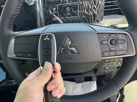 Mitsubishi Delica Mini