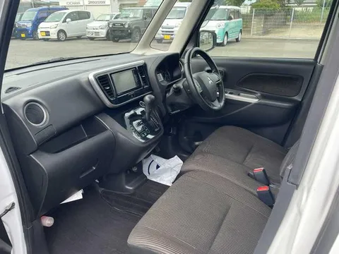 Mitsubishi eK Space Custom