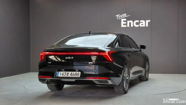 Kia K8