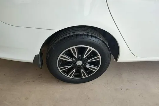 BYD F3