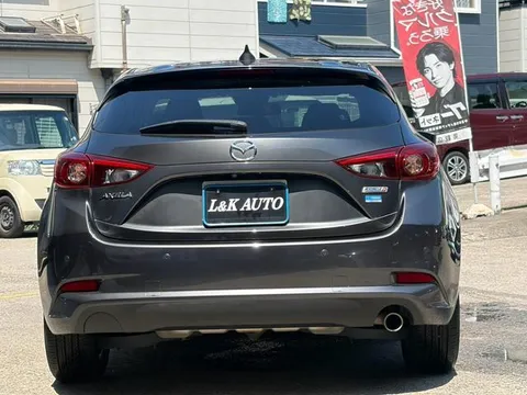 Mazda Axela Sport