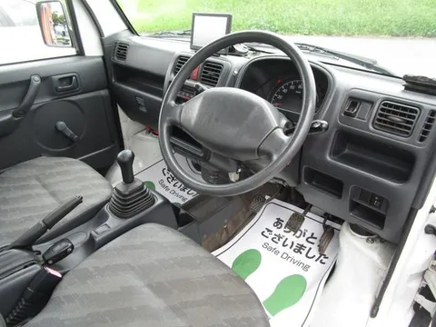 Mazda Scrum Truck