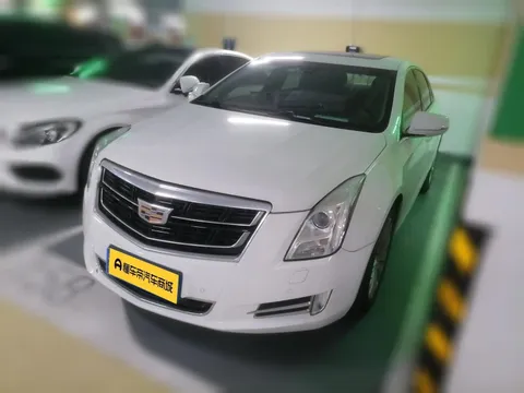Cadillac XTS