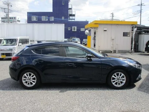Mazda Axela Sport