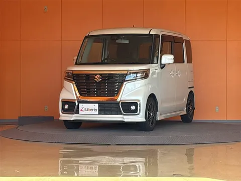Suzuki Spacia Custom