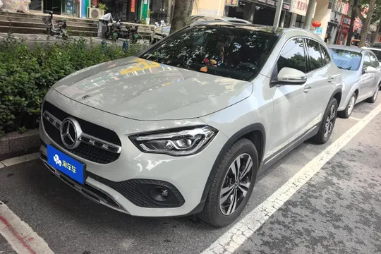 Mercedes-Benz GLA-Class