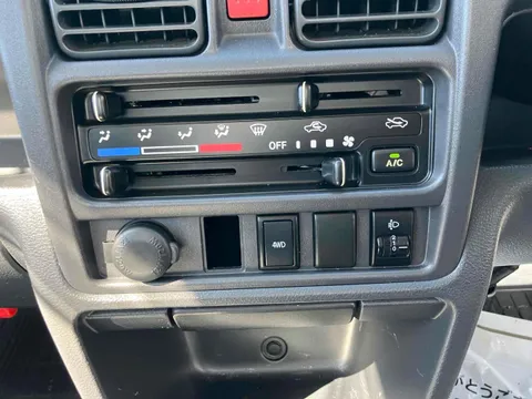 Mazda Scrum Truck