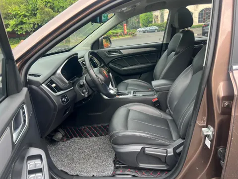 Roewe RX5
