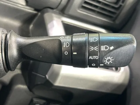 Toyota Pixis Mega