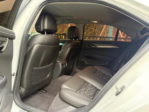 Cadillac ATS-L