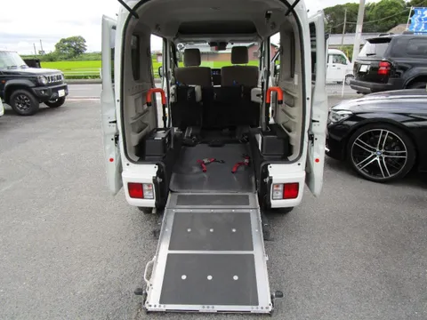 Nissan Clipper Rio