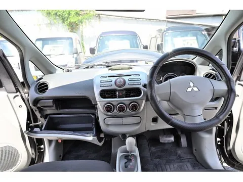 Mitsubishi I