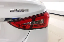 Chery Arrizo 5