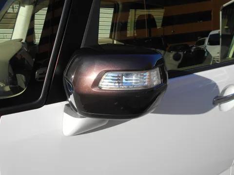 Honda N-BOX Slash