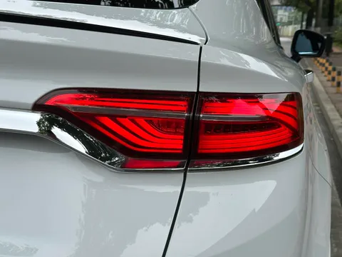 Geely Tugella (Xingyue)