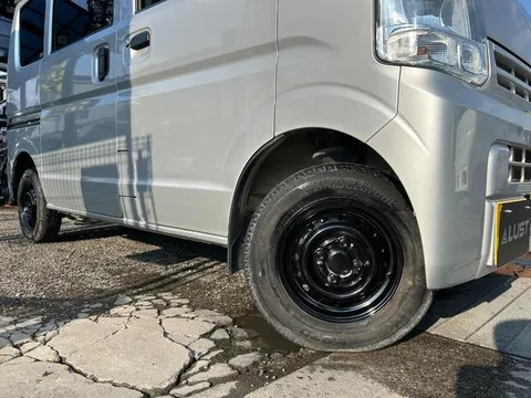 Nissan Clipper