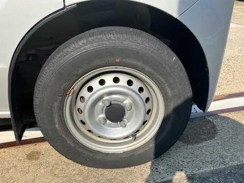 Mitsubishi Minicab Van