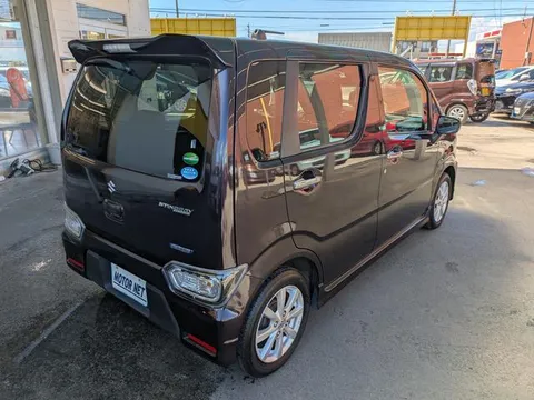Suzuki Wagon R Stingray