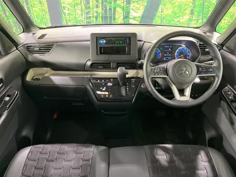 Mitsubishi Delica Mini