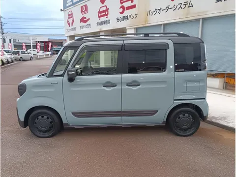 Suzuki Spacia Gear