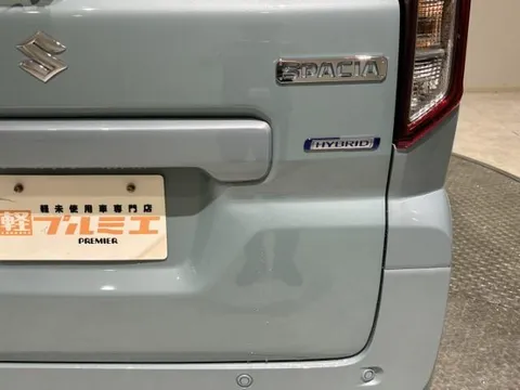 Suzuki Spacia