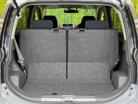 Daihatsu Mira Custom
