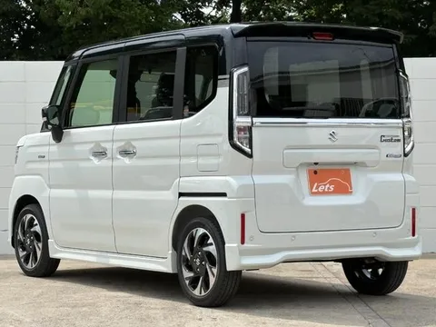 Suzuki Spacia Custom