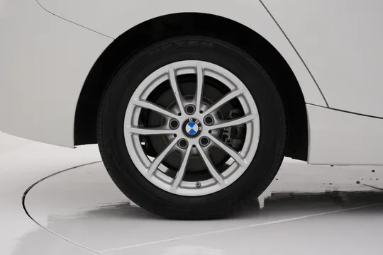 BMW BMW