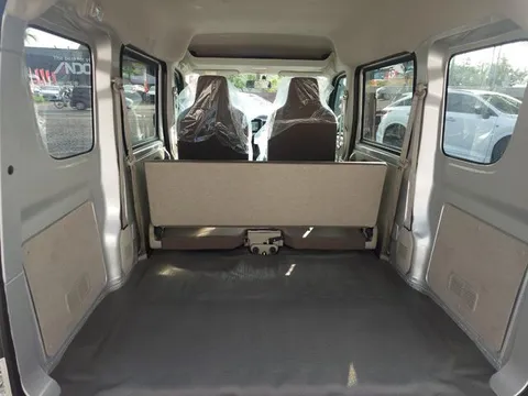 Mitsubishi Minicab Van