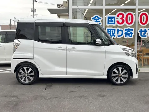 Mitsubishi eK Space Custom