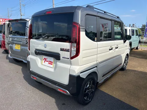 Suzuki Spacia Gear