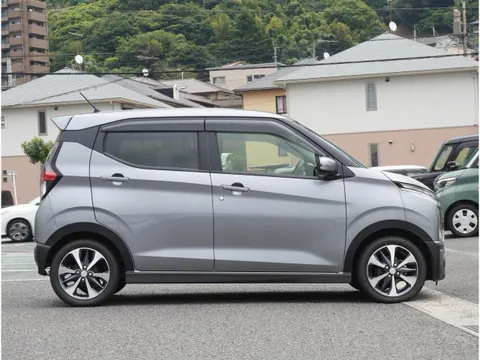 Mitsubishi eK X