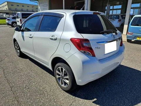 Toyota Yaris (Vitz)