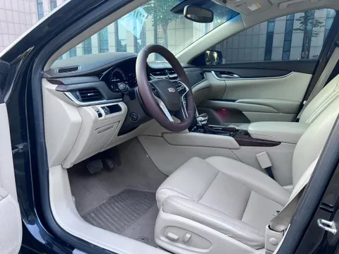 Cadillac XTS