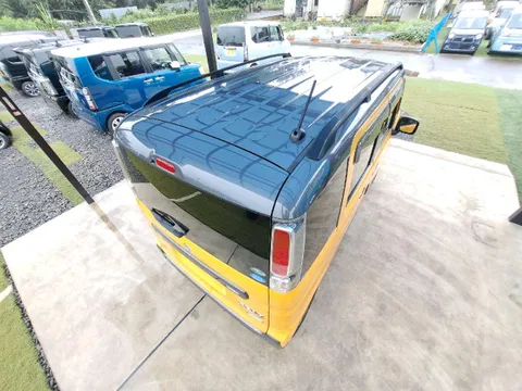 Suzuki Spacia Gear