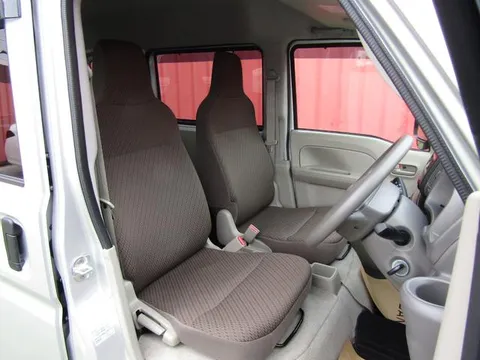 Nissan Clipper