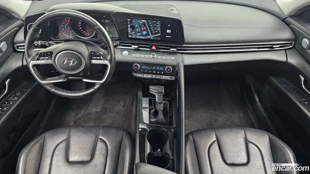 Hyundai Elantra (Avante)