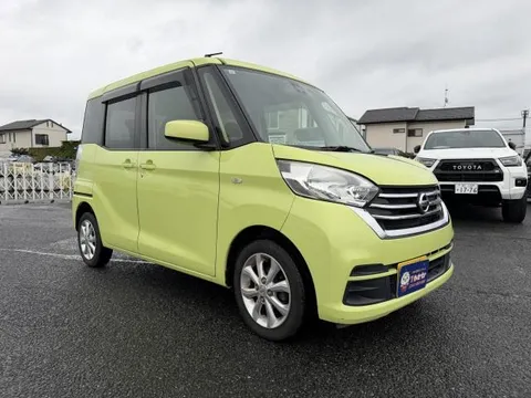 Nissan Dayz Roox