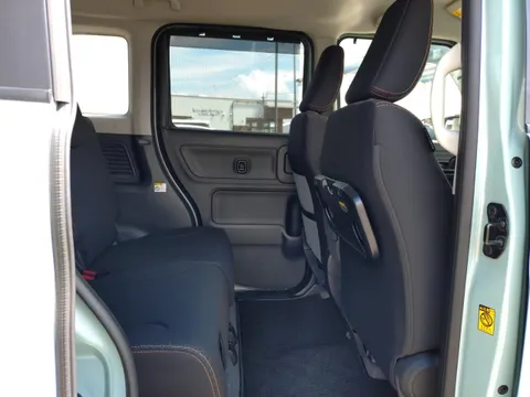 Suzuki Spacia Gear