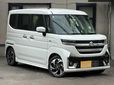 Suzuki Spacia Custom